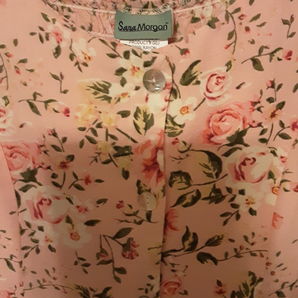 Dress - Picture 3 of 3